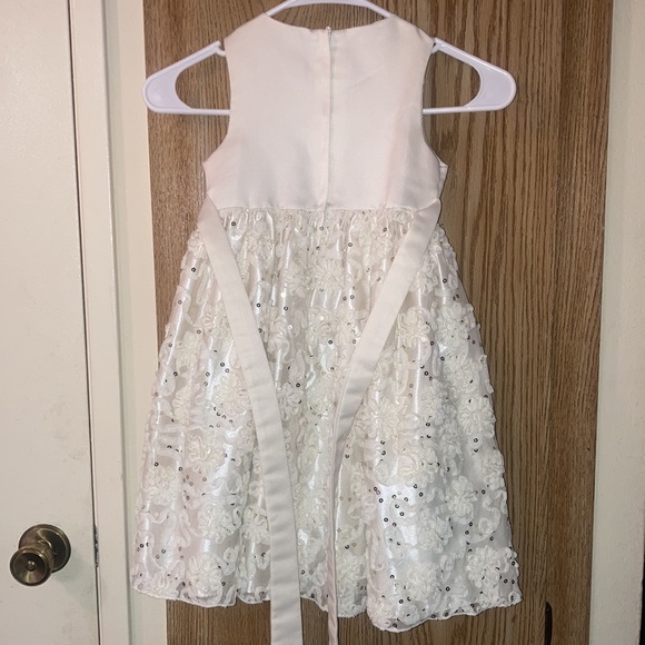 American princess dress - Picture 5 of 10